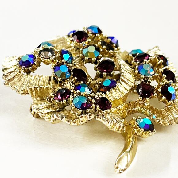 BSK Vintage Aurora Borealis Brooch Pin - Picture 4 of 9